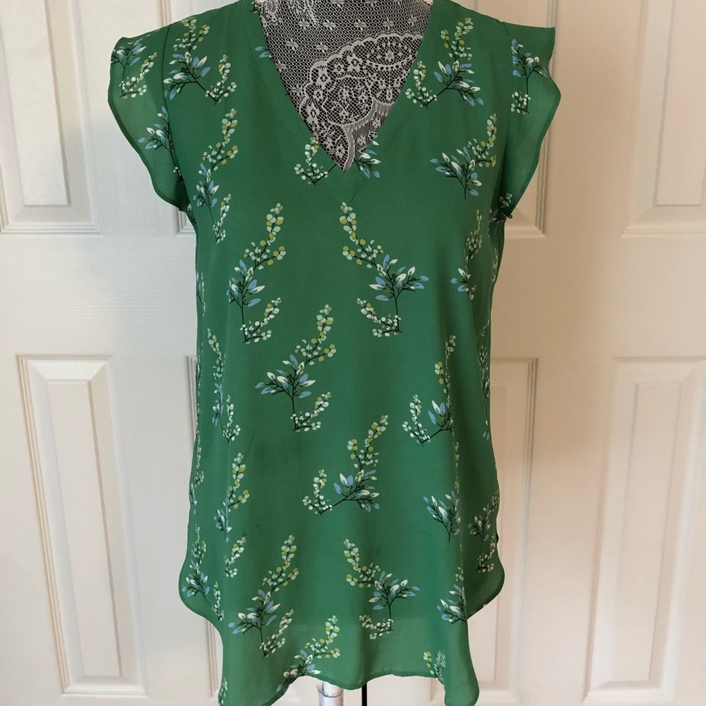 Loft blouse in beautiful green color